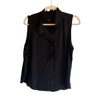 Ann Taylor Black Sleeveless Ruffle Pintuck Blouse in Size L